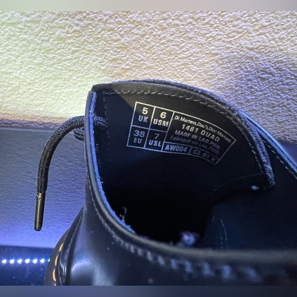 DR. MARTENS 1461 SMOOTH LEATHER PLATFORM SHOES SIZE 7 - Picture 4 of 5